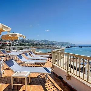 Aparthotel Dei Due Porti, Sanremo